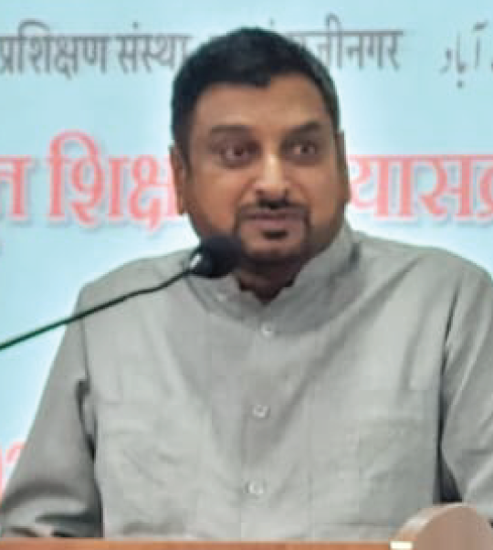 Dr. Mazhar Farooqui